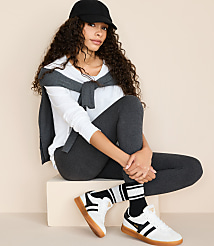Lou & Grey High Rise Essential Leggings carousel Product Image 1