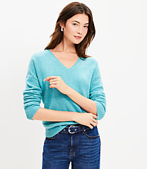 Relaxed V-Neck Cashmere Sweater carousel Product Image 1