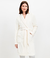 Cozy Faux Fur Pocket Robe carousel Product Image 2
