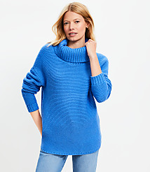 Linked Turtleneck Tunic Sweater carousel Product Image 1