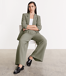 Petite LOFT Versa Crepe Drape Oversized Blazer carousel Product Image 4