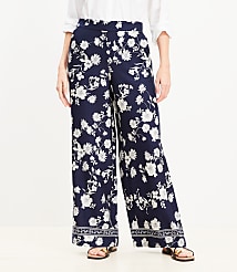 Fluid Pull On Wide Leg Pants in Floral carousel Product Image 3