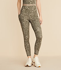 Lou & Grey Animal Print Side Pocket 7/8 Leggings carousel Product Image 2