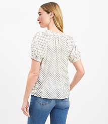 Clip Mixed Media V-Neck Top carousel Product Image 3