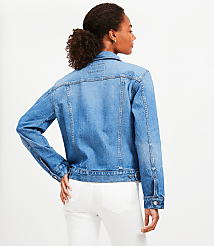 Denim Trucker Jacket in Classic Mid Wash carousel Product Image 3