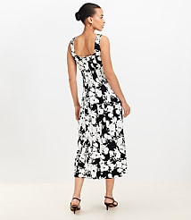 Garden Seamed Ponte Midi Dress carousel Product Image 3