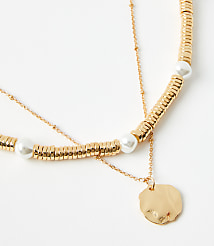 Pearlized Spliced Layered Necklace Set carousel Product Image 2