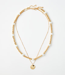 Pearlized Spliced Layered Necklace Set carousel Product Image 1