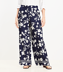 Petite Fluid Pull On Wide Leg Pants in Floral carousel Product Image 3