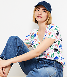 Soleil Everyday V-Neck Tee carousel Product Image 1