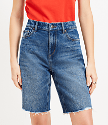 Denim Bermuda Shorts in Vintage Dark Wash carousel Product Image 2