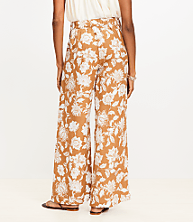 Petite Floral Pull On Wide Leg Pants in Linen Blend carousel Product Image 2