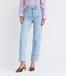 Fresh Cut High Rise Straight Jeans in Light Wash Indigo carousel Product Image 4