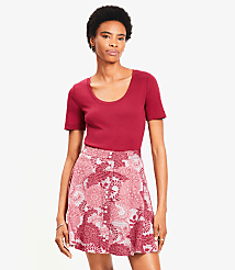 Ribbed Scoop Neck Tee carousel Product Image 1