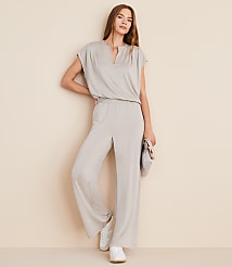Lou & Grey Signaturesoft Wide Leg Pants carousel Product Image 1
