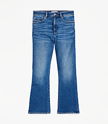 Petite High Rise Kick Crop Jeans in Bright Medium Stone Wash carousel Product Image 4