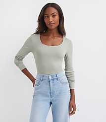 Ribbed Scoop Neck Long Sleeve Tee carousel Product Image 1