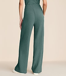 Lou & Grey Textured Wide Leg Pants carousel Product Image 3