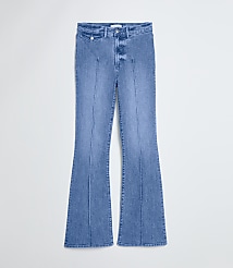 Pintucked High Rise Slim Flare Jeans in Medium Stone Wash carousel Product Image 4