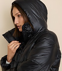 Lou & Grey Hooded Puffer Jacket carousel Product Image 2