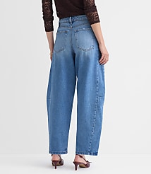 High Rise Horseshoe Jeans in Vintage Indigo carousel Product Image 3