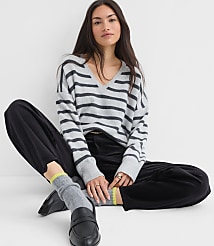 Petite Stripe Relaxed V-Neck Cashmere Sweater carousel Product Image 1