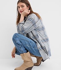Petite Plaid Flannel Everyday Oversized Tunic Shirt carousel Product Image 2