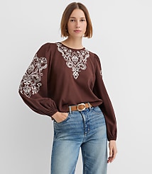 Petite Floral Embroidered Blouse carousel Product Image 1