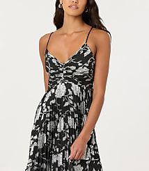 Astr The Label Saiorse Metallic Pleated Midi Dress carousel Product Image 3