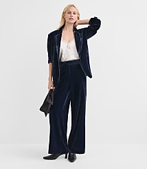 Petite Velvet Belted Modern Blazer carousel Product Image 3