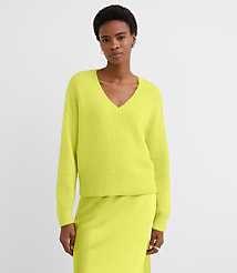 Petite Ribtrim Relaxed V-Neck Sweater carousel Product Image 3