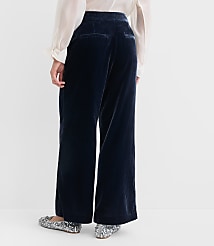 Petite Clean Wide Leg Pants in Velvet carousel Product Image 2