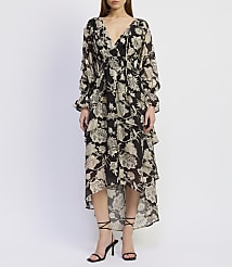 En Saison Elisabet Maxi Dress carousel Product Image 1