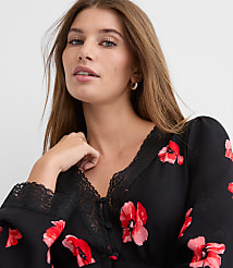 Floral Lace Trim V-Neck Blouse carousel Product Image 3