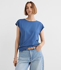 Modern Wedge Tee carousel Product Image 1