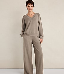 Haven Well Within Soft Knit V-Neck Top carousel Product Image 2