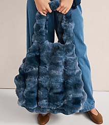 Haven Well Within Faux Fur Blanket and Tote carousel Product Image 2