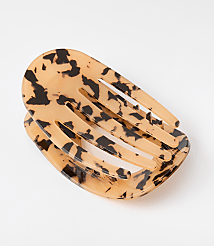 Tortoiseshell Print Claw Hair Clip carousel Product Image 2