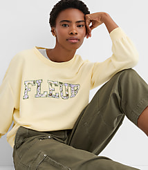 Petite Fleur Sweatshirt carousel Product Image 1