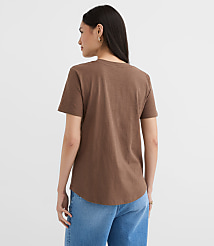 Petite Everyday V-Neck Tee carousel Product Image 3