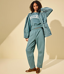 Petite Lou & Grey Elite Fleece Barrel Pants carousel Product Image 4
