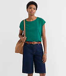 Modern Wedge Tee carousel Product Image 1