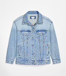 Petite Oversized Denim Trucker Jacket in Vintage Light Indigo Wash carousel Product Image 5