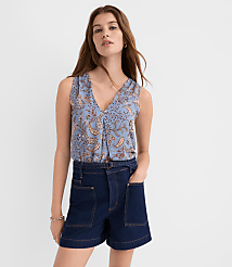 Paisley Pleated V-Neck Mixed Media Shell carousel Product Image 1