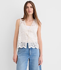 Scalloped Floral Lace Bow Vest carousel Product Image 3