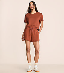 Lou & Grey Lightweight Scubasoft Rounded Hem Shorts