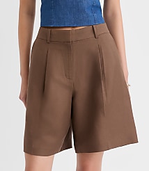 Bermuda Shorts in Linen Blend carousel Product Image 2