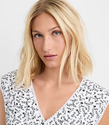 Floral Lace Trim Cap Sleeve Top carousel Product Image 4