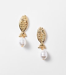Pearlized Fish Stud Earrings carousel Product Image 1