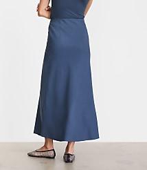 Petite LOFT Versa Pure Spun Bias Maxi Skirt carousel Product Image 4